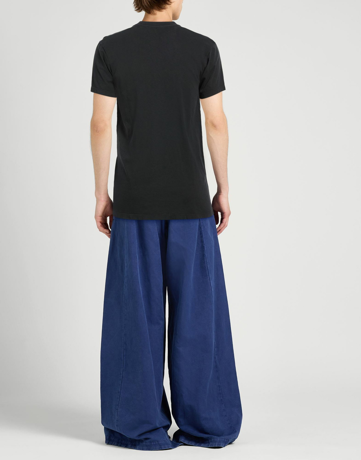 Maison Margiela Mens T-shirt in Black