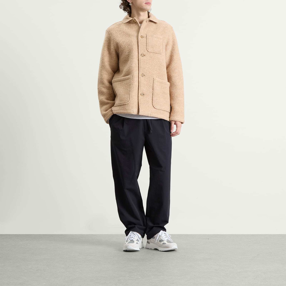 Kestin Men's Ormiston Jacket in Oat Herringbone Wool