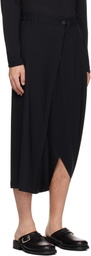 132 5. ISSEY MIYAKE Black Seamless Bottoms Basic Trousers