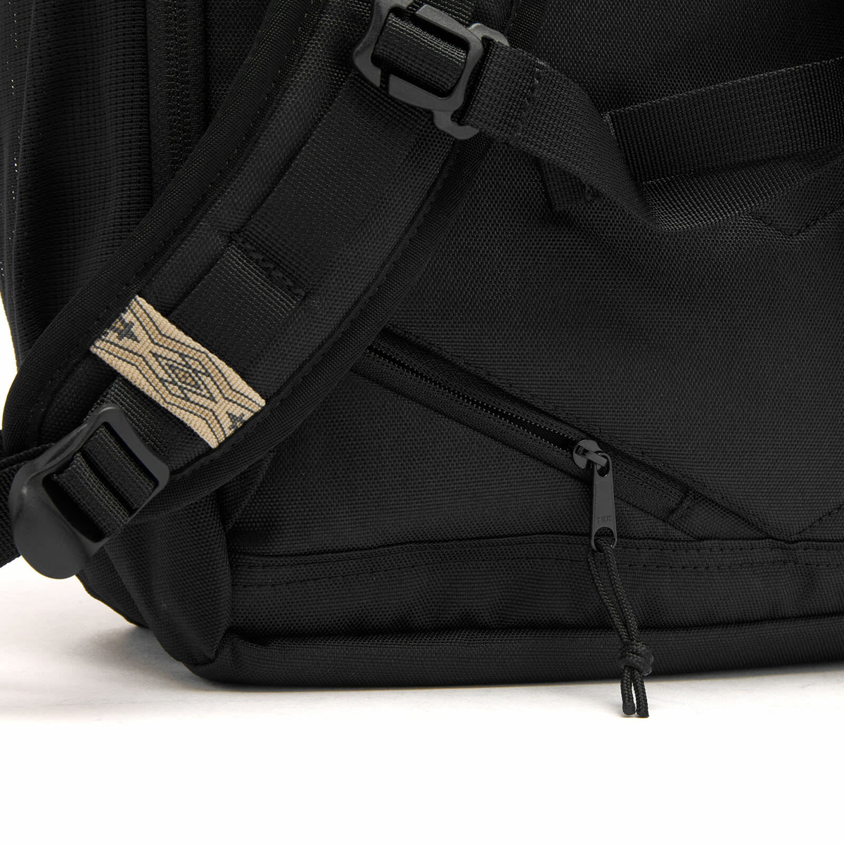 KAVU Men's Timaru Backpack in Raven 