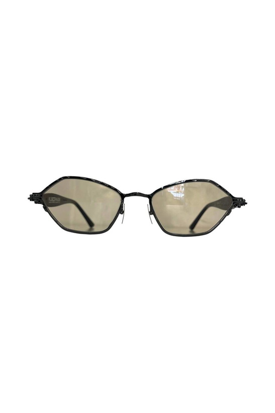 Photo: Kuboraum Mask J70 Rh