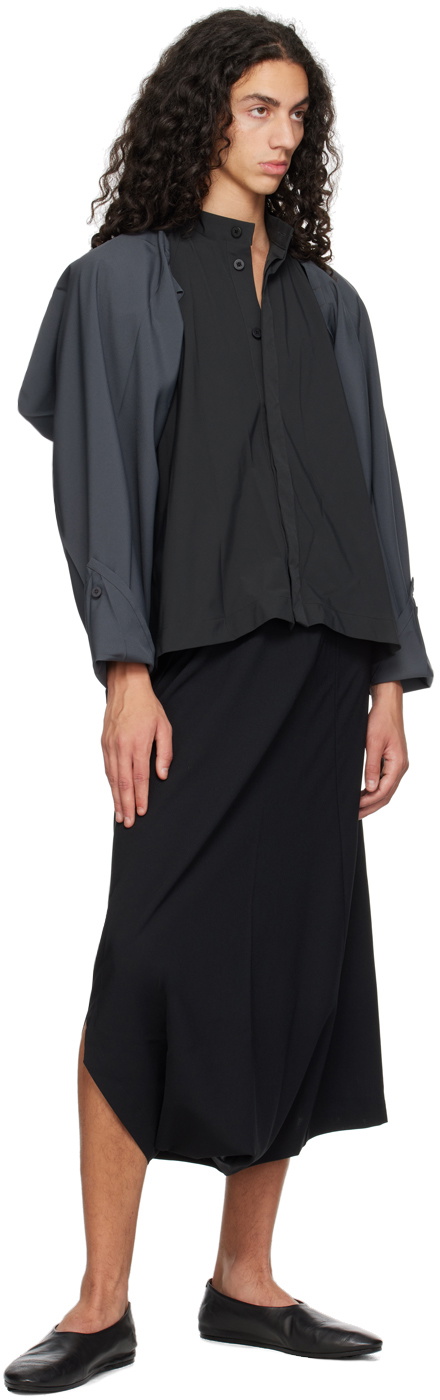 132 5. ISSEY MIYAKE Black Trapezoid Shirt