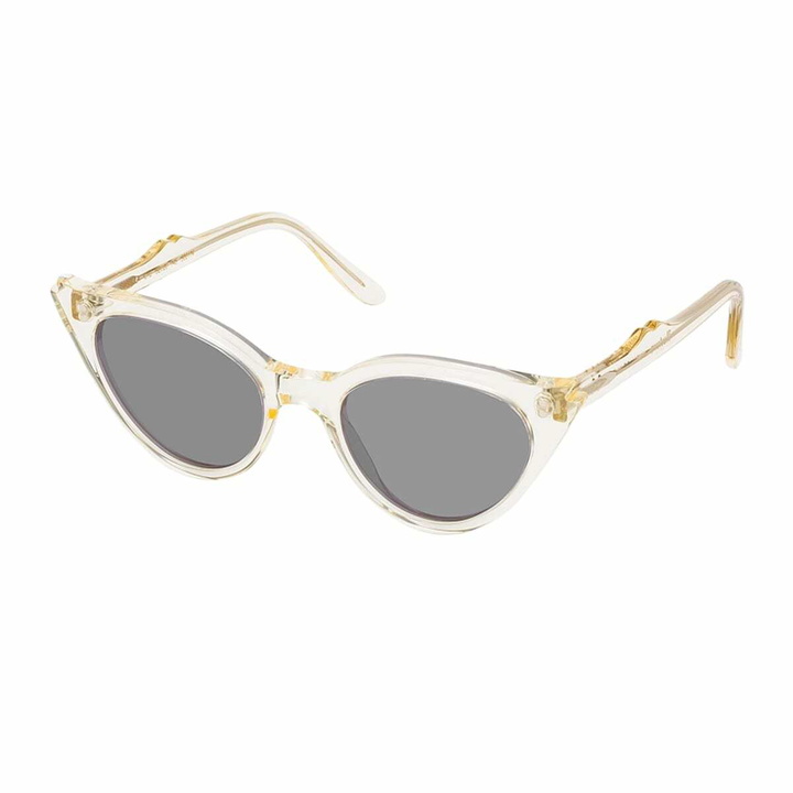 Photo: Illesteva Isabella Sunglasses
