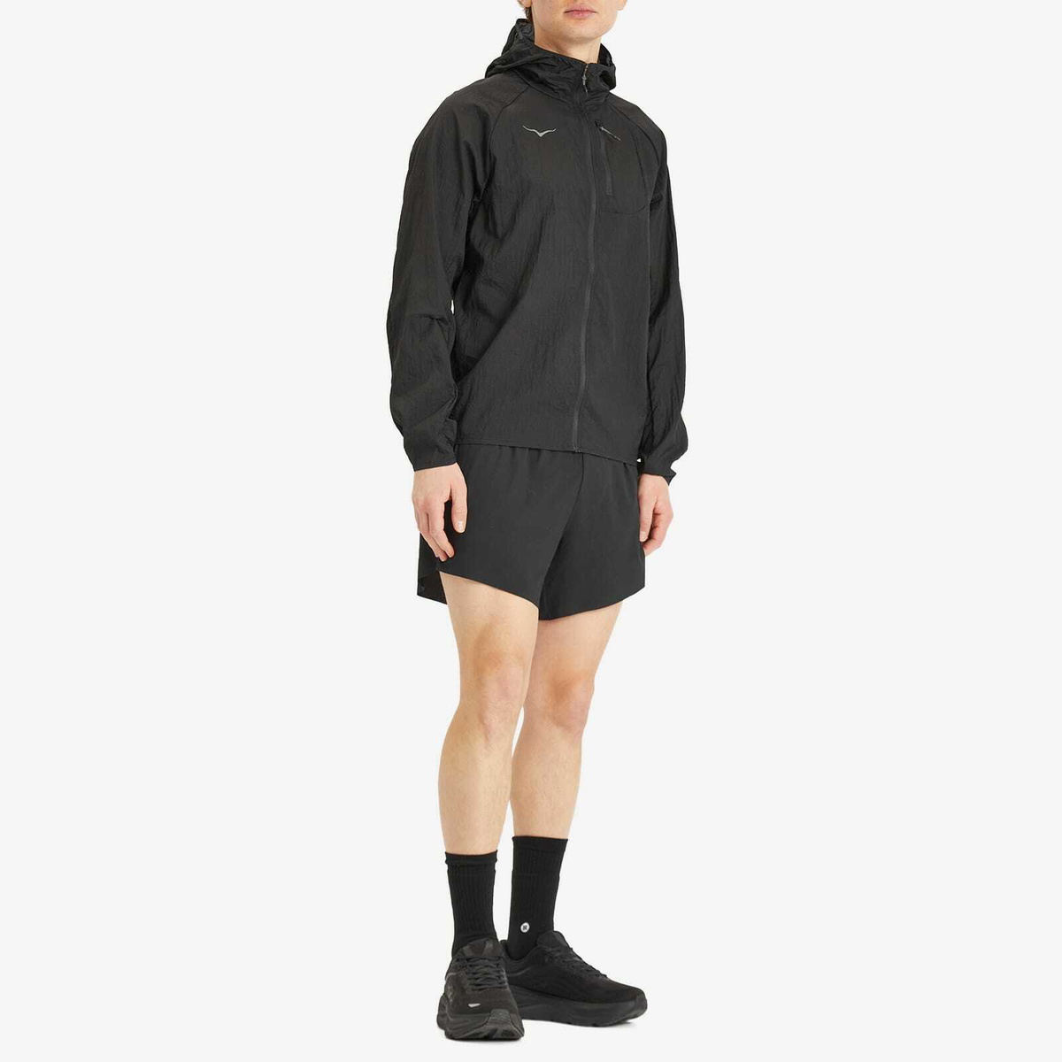 HOKA ONE ONE Men's M Skyflow Jacket in Black Hoka One One