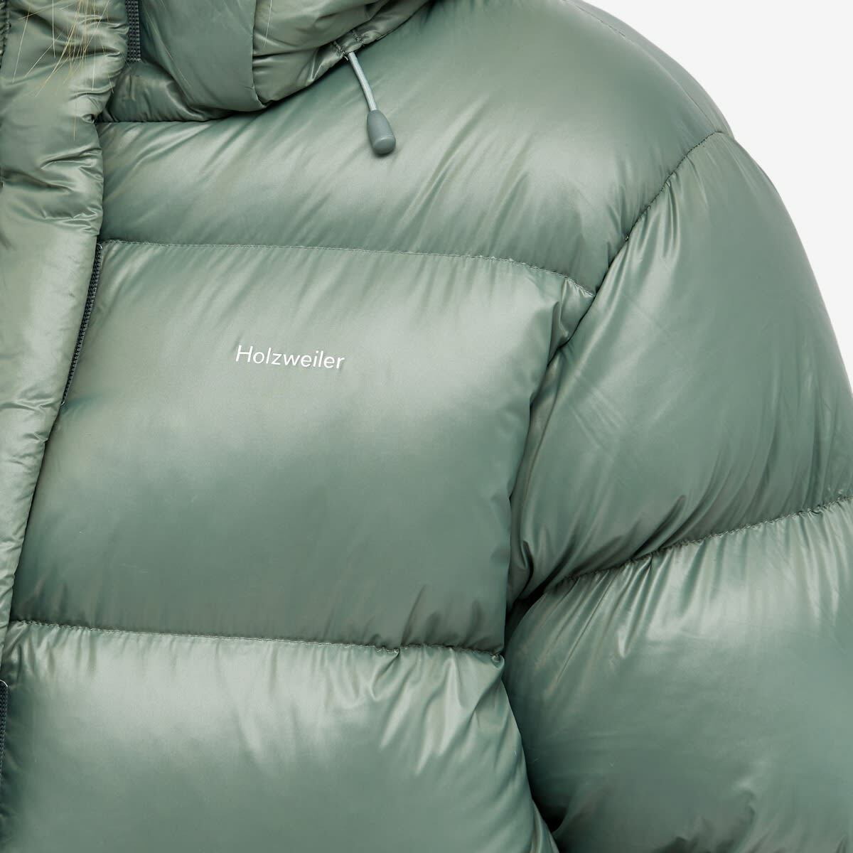 Holzweiler Women's Shiny Besseggen Down Jacket in Green