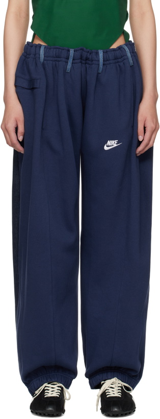 Photo: Bless Blue Overjogging Jeans