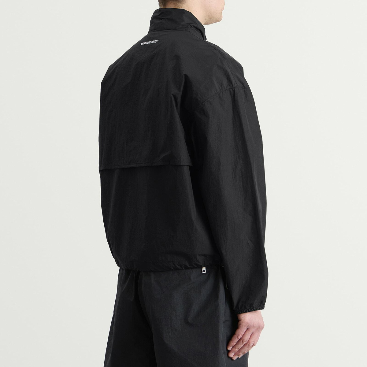 MKI Men's Hyperlight Wind Quarter Zip in Black