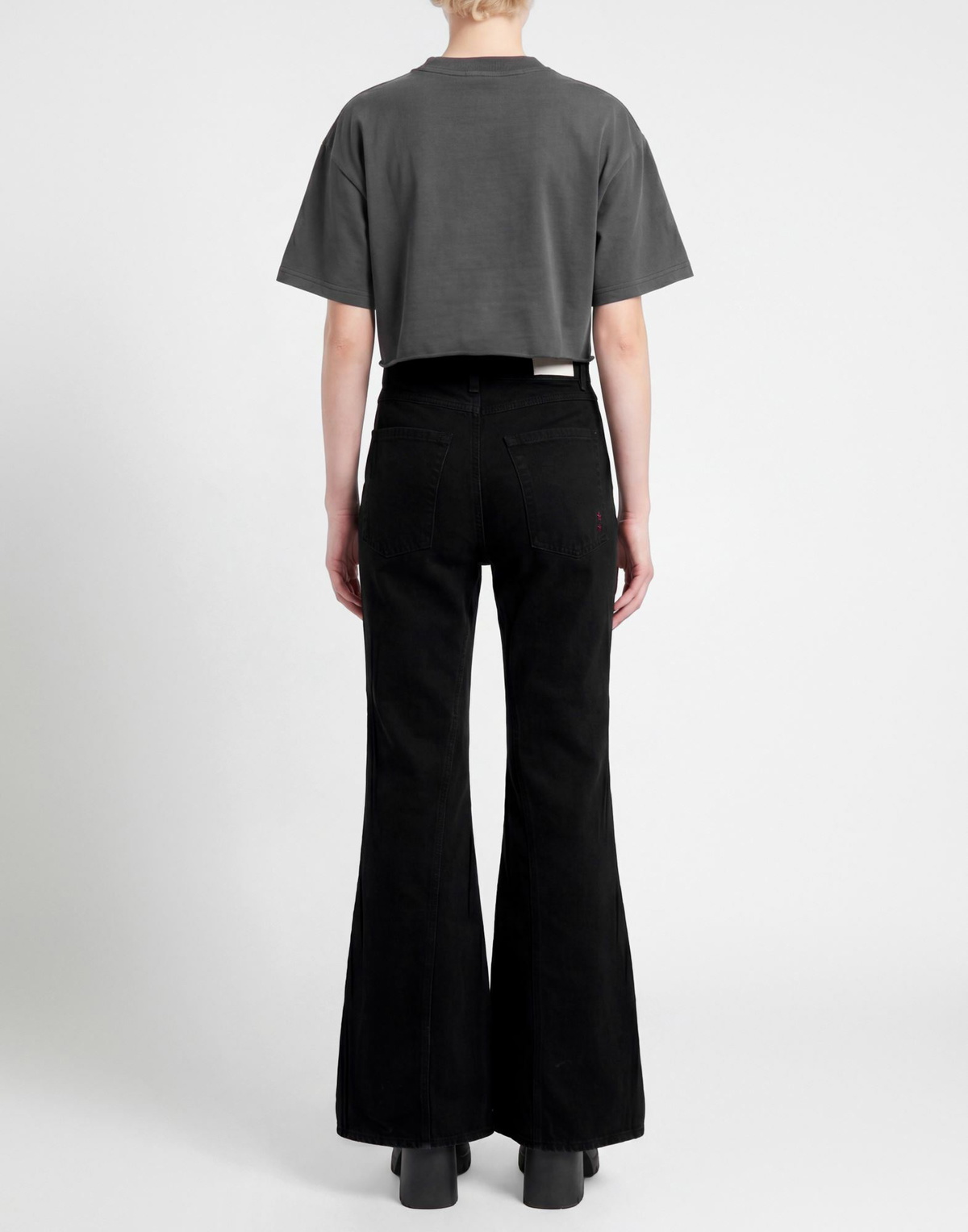 Icon Denim Womens Jeans in Black
