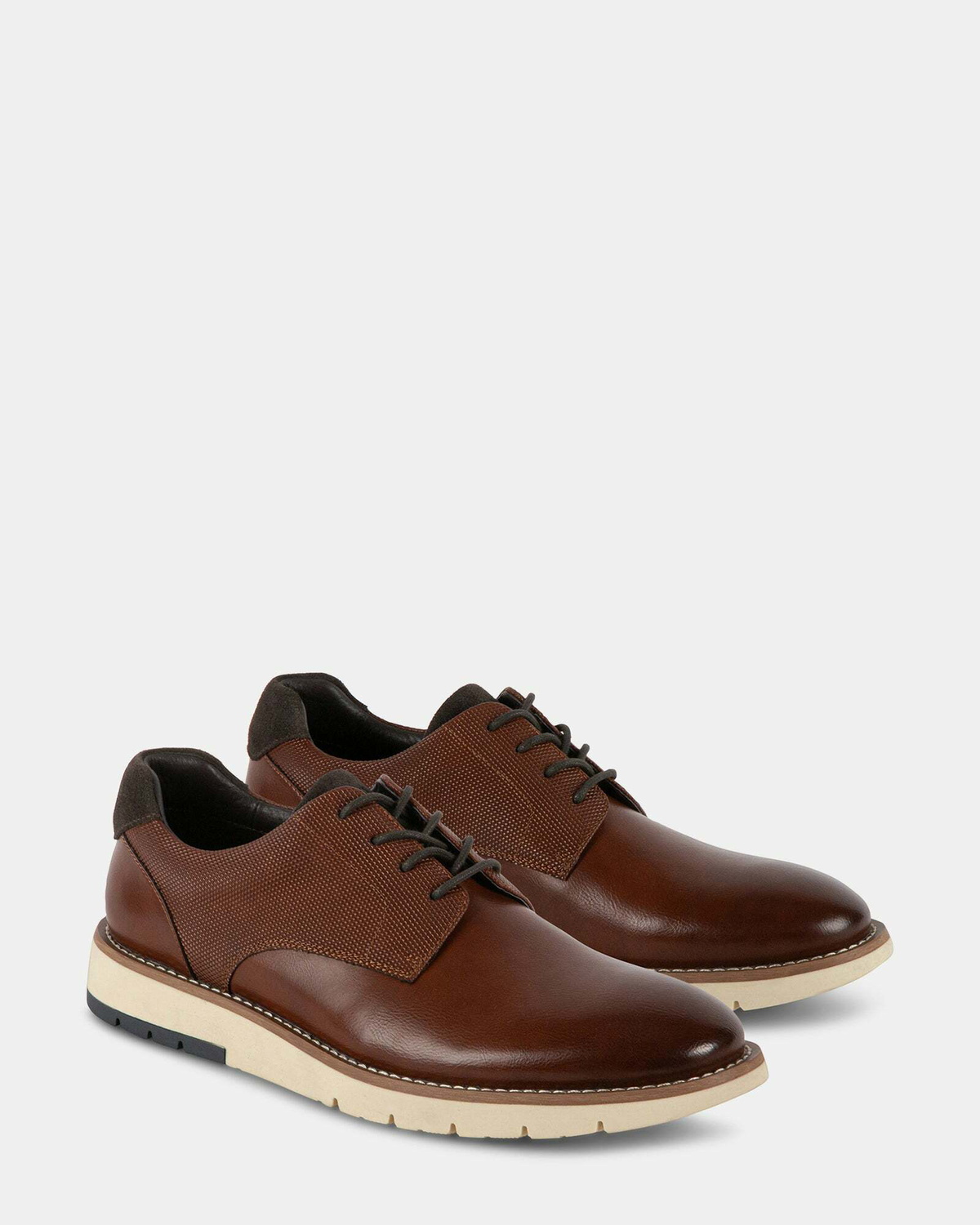 Steve Madden Federo Casual Shoes in Cognac