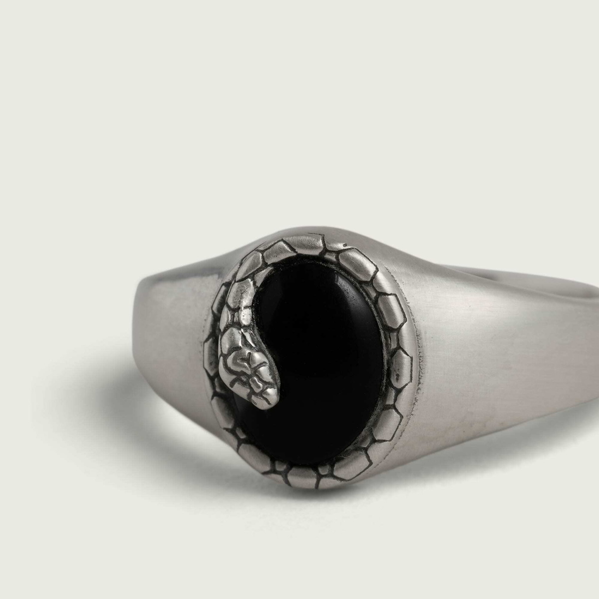 Serge DeNimes Men's Onyx Serpent Ring in Silver