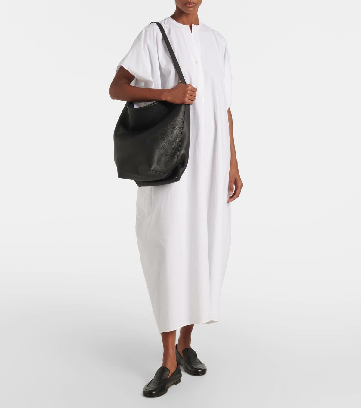 トートバッグ [The Row] Large NS Tote Hook Bag in Leather Hook NS Large leather tote bag in black - The Row | Mytheresa