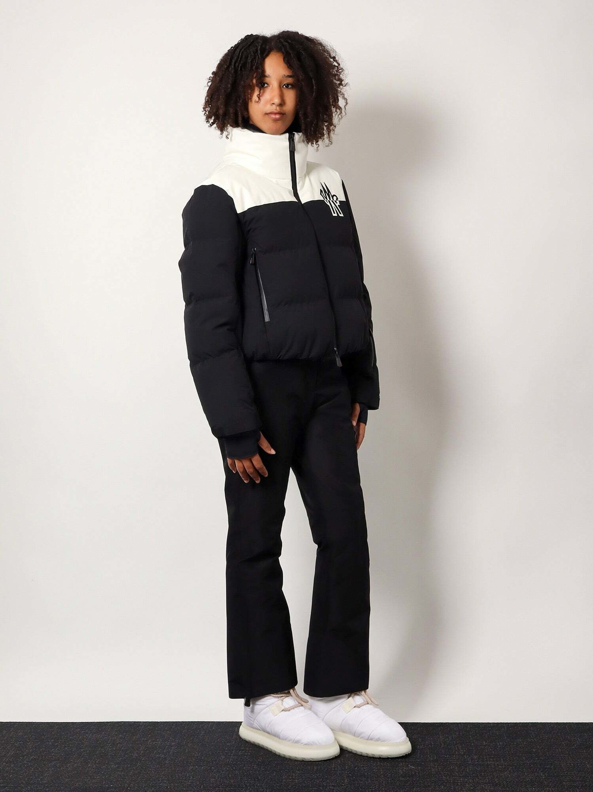 【送料&関税込】Moncler Grenoble Two-tone Nylon Stennes Down Moncler Grenoble Stennes Black Womens Jacket Moncler Grenoble