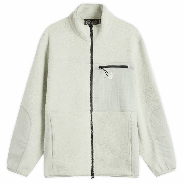 Photo: Purple Mountain Observatory Men's Borg Sherpa Fleece Jacket in Light Grey