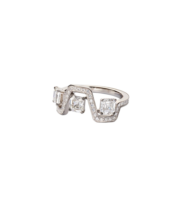 Photo: Bucherer Fine Jewellery Skyline 18kt white gold ring with diamonds