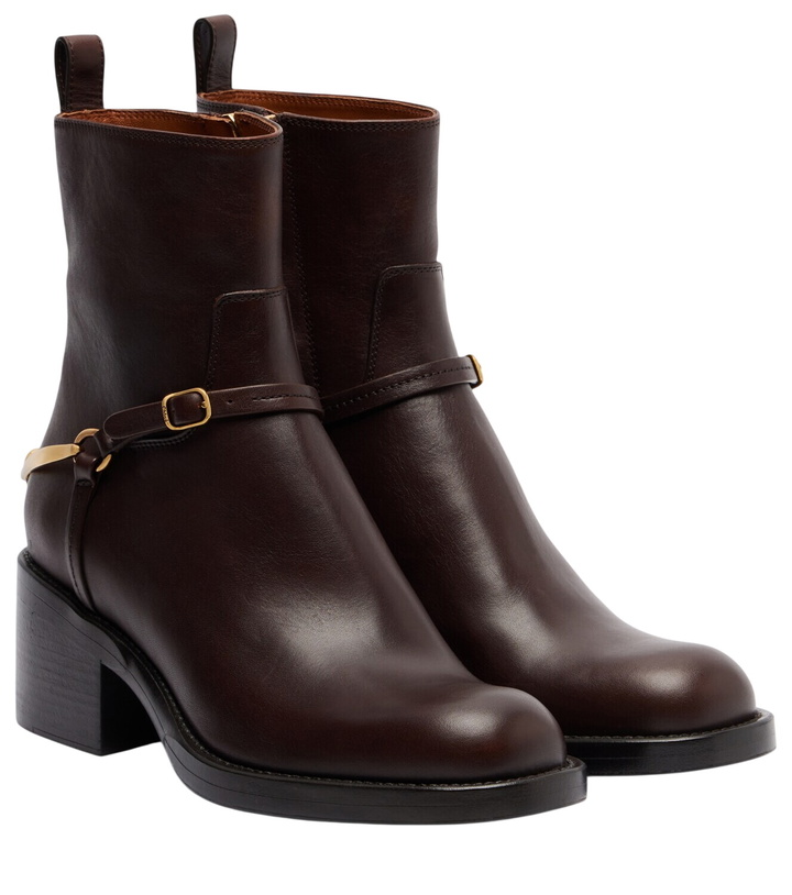 Photo: Chloé Dakota 60 leather ankle boots