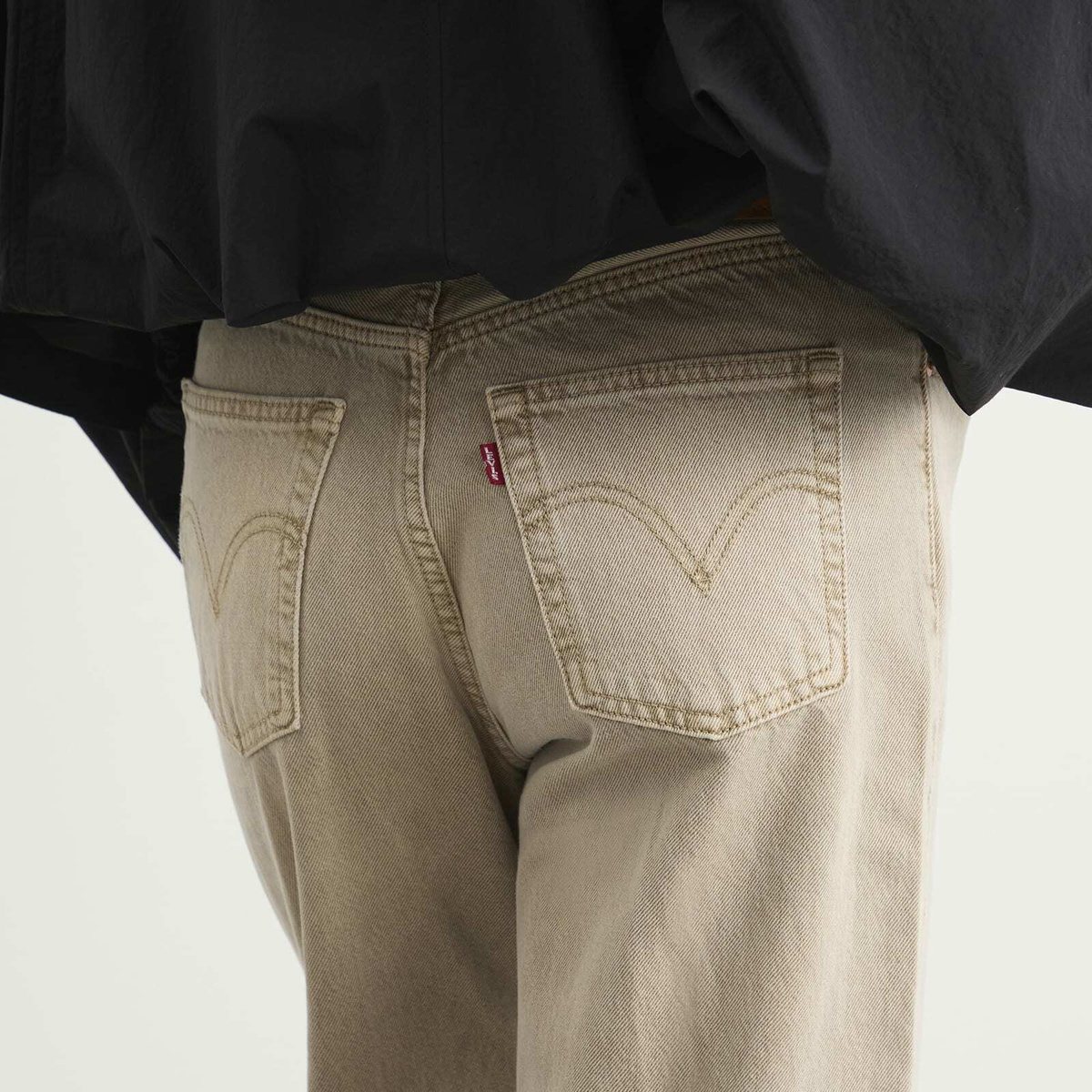 Levi's Women's Ribcage Wide Leg H223 Jeans in Chipped Winter Twig