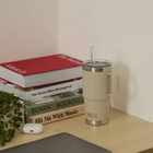 YETI 25oz Rambler Straw Mug in Cape Taupe 