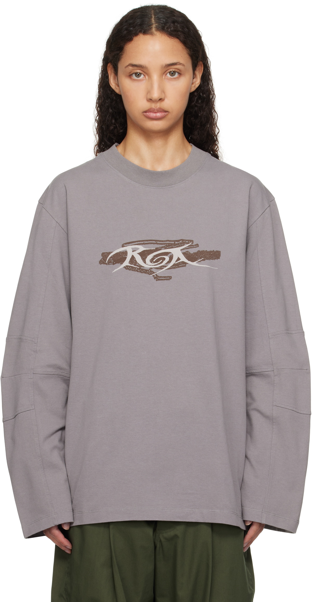 ROA Gray Long Sleeve Graphic T-shirt