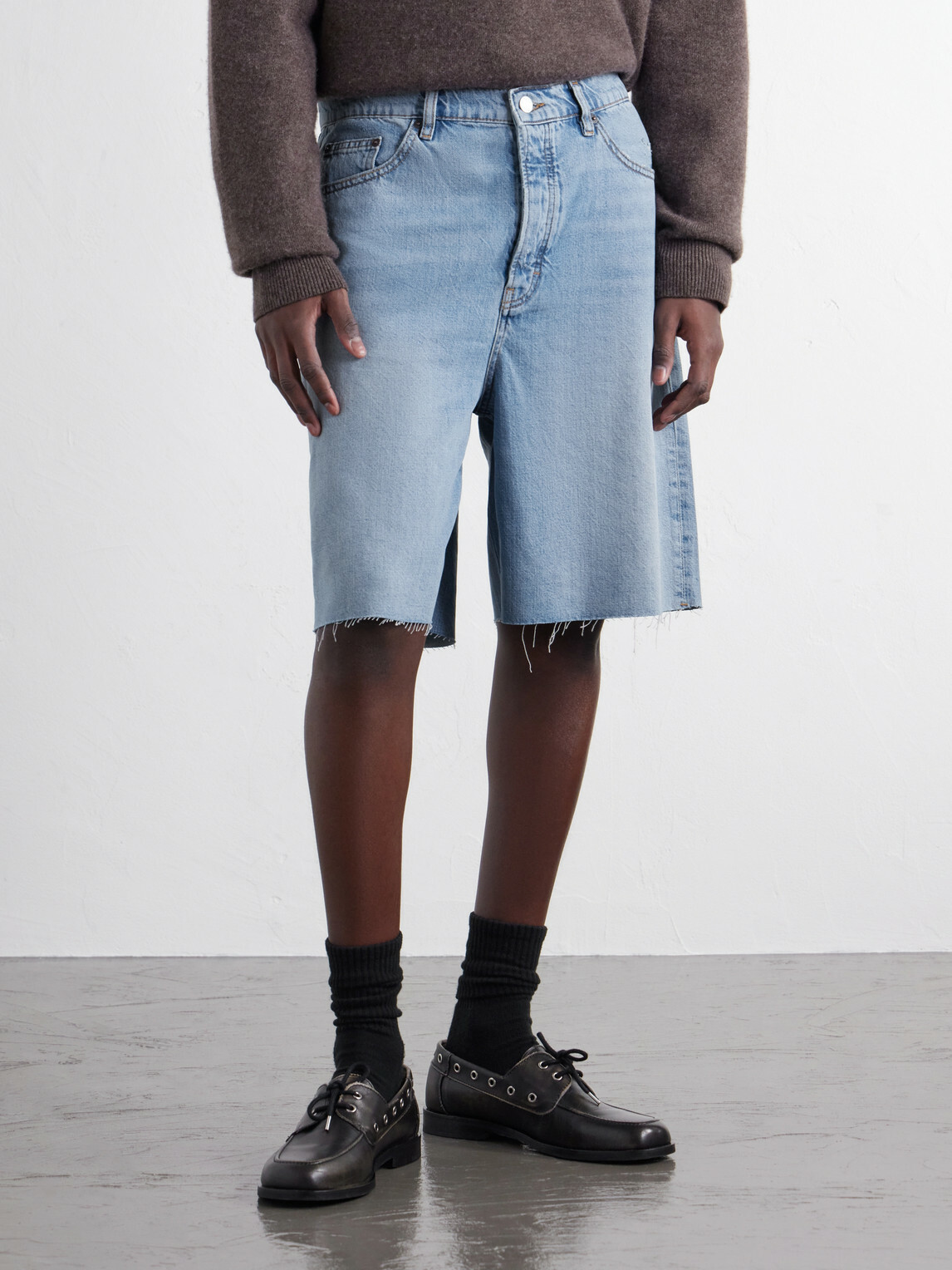 FRAME - Frayed Denim Shorts - Blue