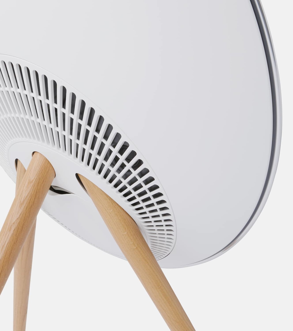 Bang & Olufsen Beosound A9 5.G speaker
