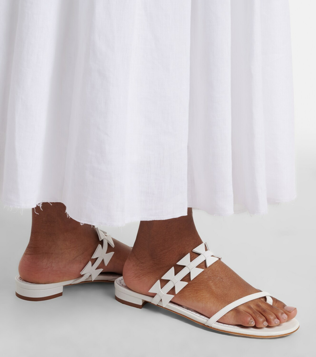 Manolo Blahnik Maura leather thong sandals