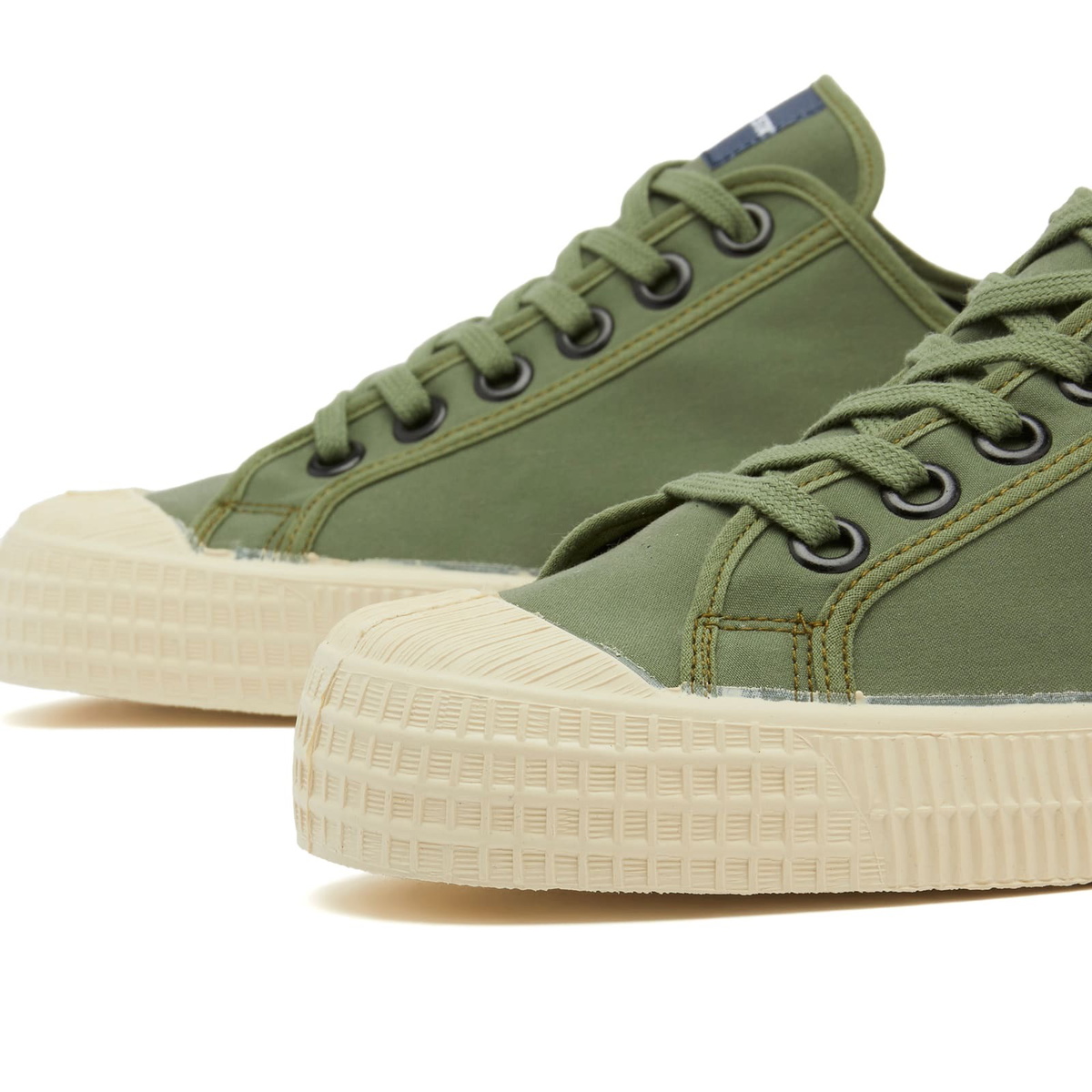 Novesta Men's Star Master Wax Cotton in Sage