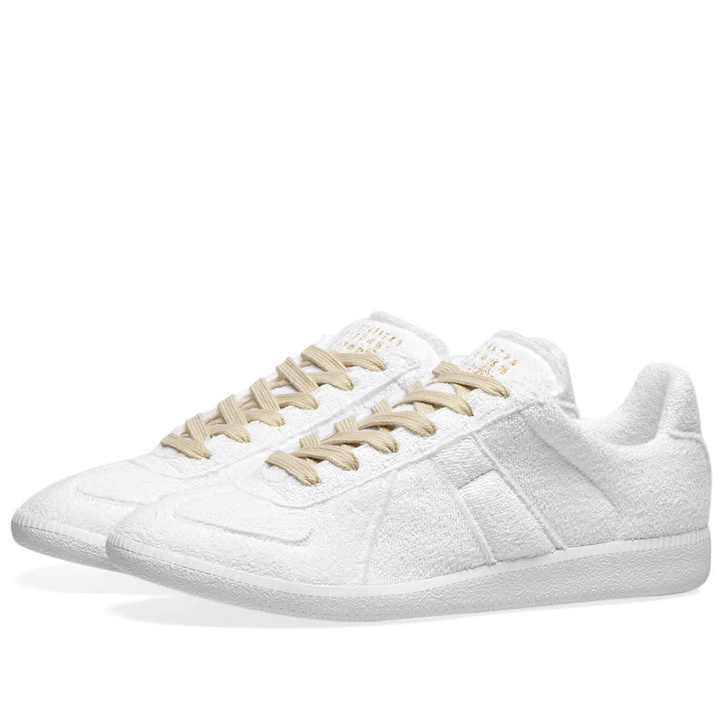 Photo: Maison Margiela 22 Low Hotel Replica Sneaker