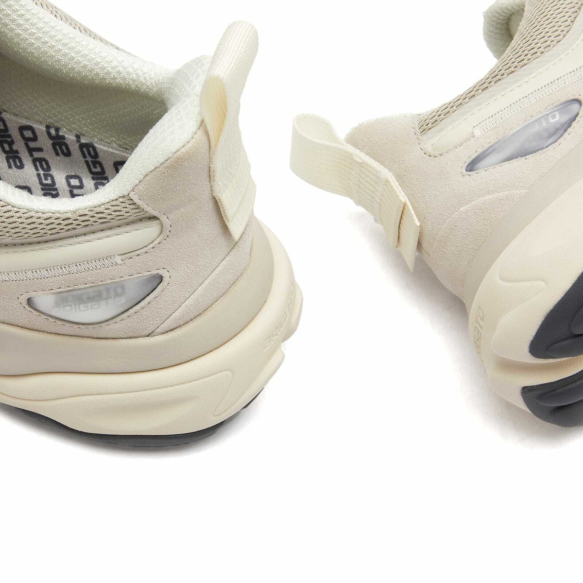 スニーカー Satellite Sneakers - Axel Arigato - Leather - Beige Axel Arigato Men's Satellite Runner Sneakers in Beige Axel