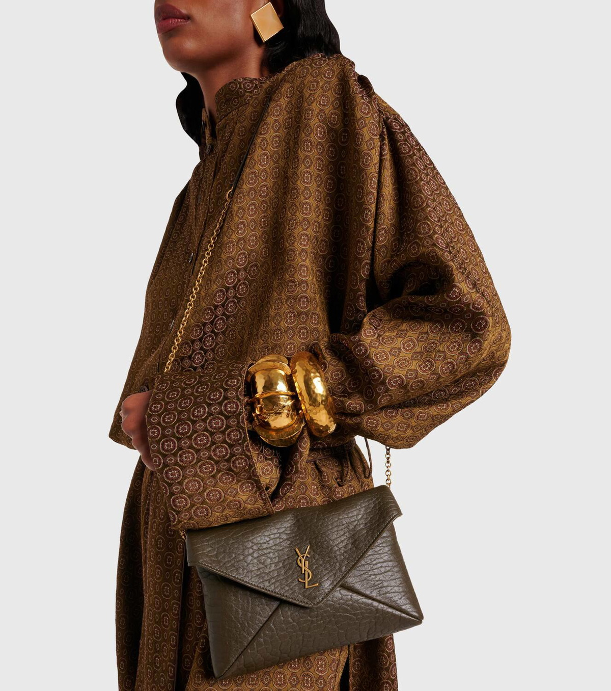 ショルダーバッグ・ポシェット Saint Laurent Mini Borsa Cassandre In Pelle CASSANDRE MATELASSÉ CARRÉ mini cube on chain in lambskin