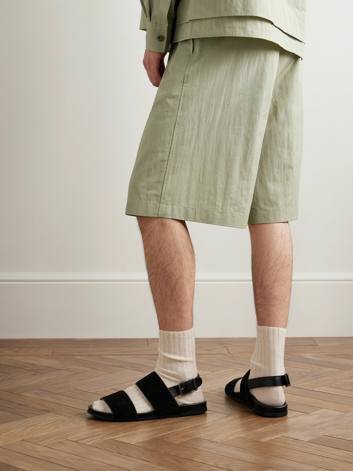 LE 17 SEPTEMBRE - Straight-Leg Pleated Nylon and Cotton-Blend Twill Bermuda Shorts - Green