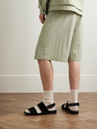 LE 17 SEPTEMBRE - Straight-Leg Pleated Nylon and Cotton-Blend Twill Bermuda Shorts - Green