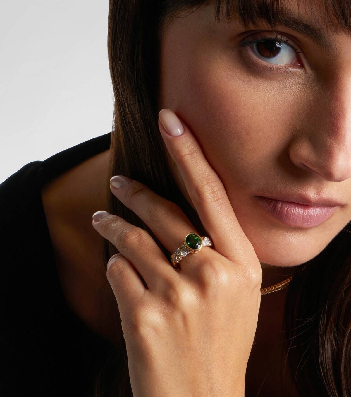 Marina B Ondine 18kt yellow gold ring with diamonds and green tourmaline