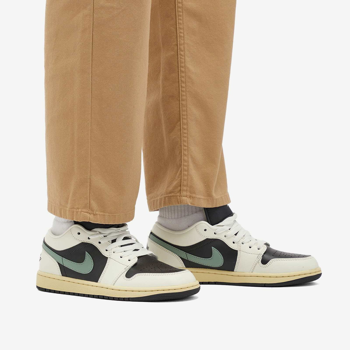 Air Jordan Women's W 1 LOW Sneakers in Anthracite/Jade/Sand