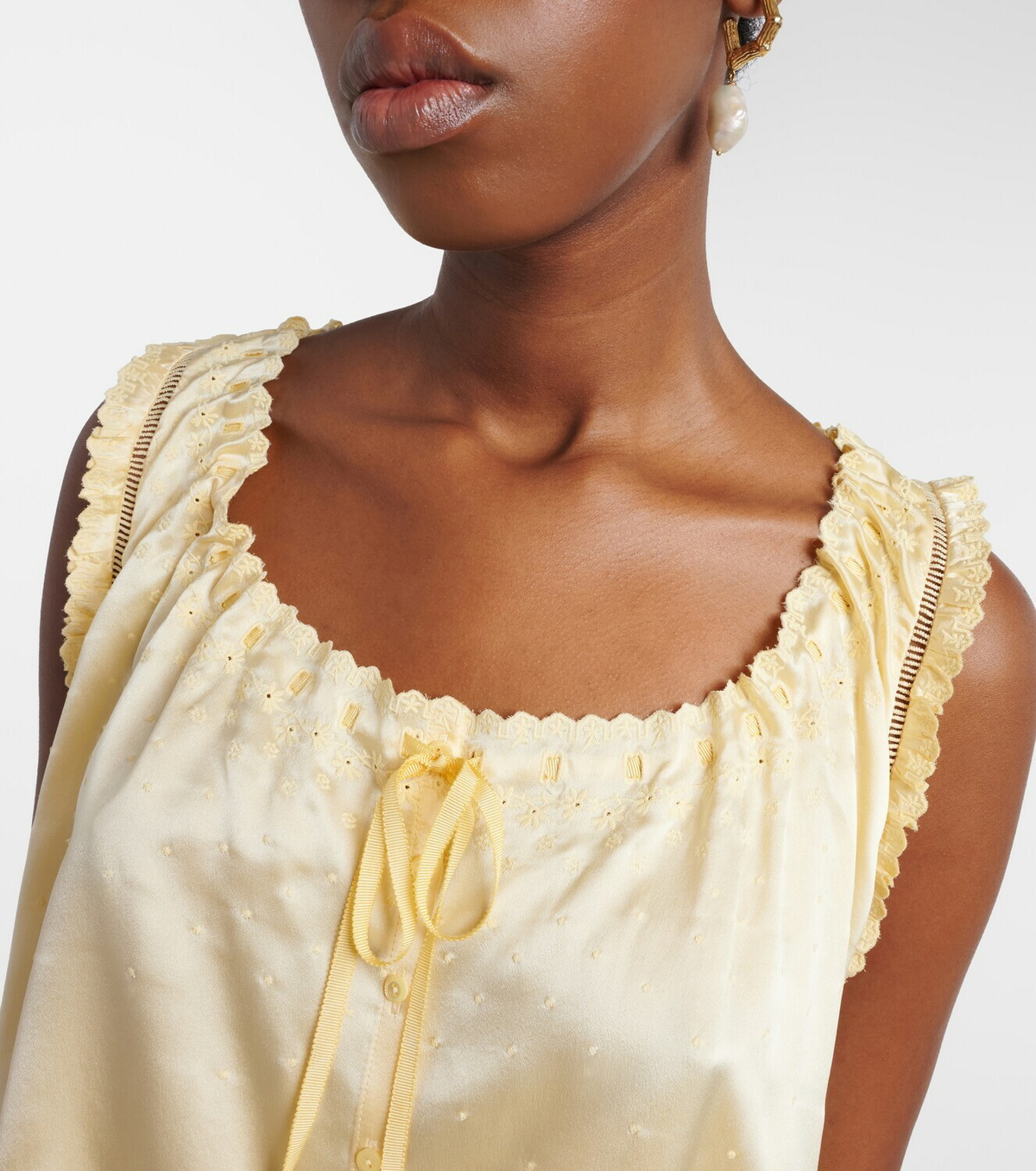 Dôen Toulouse lace-trimmed embroidered silk top