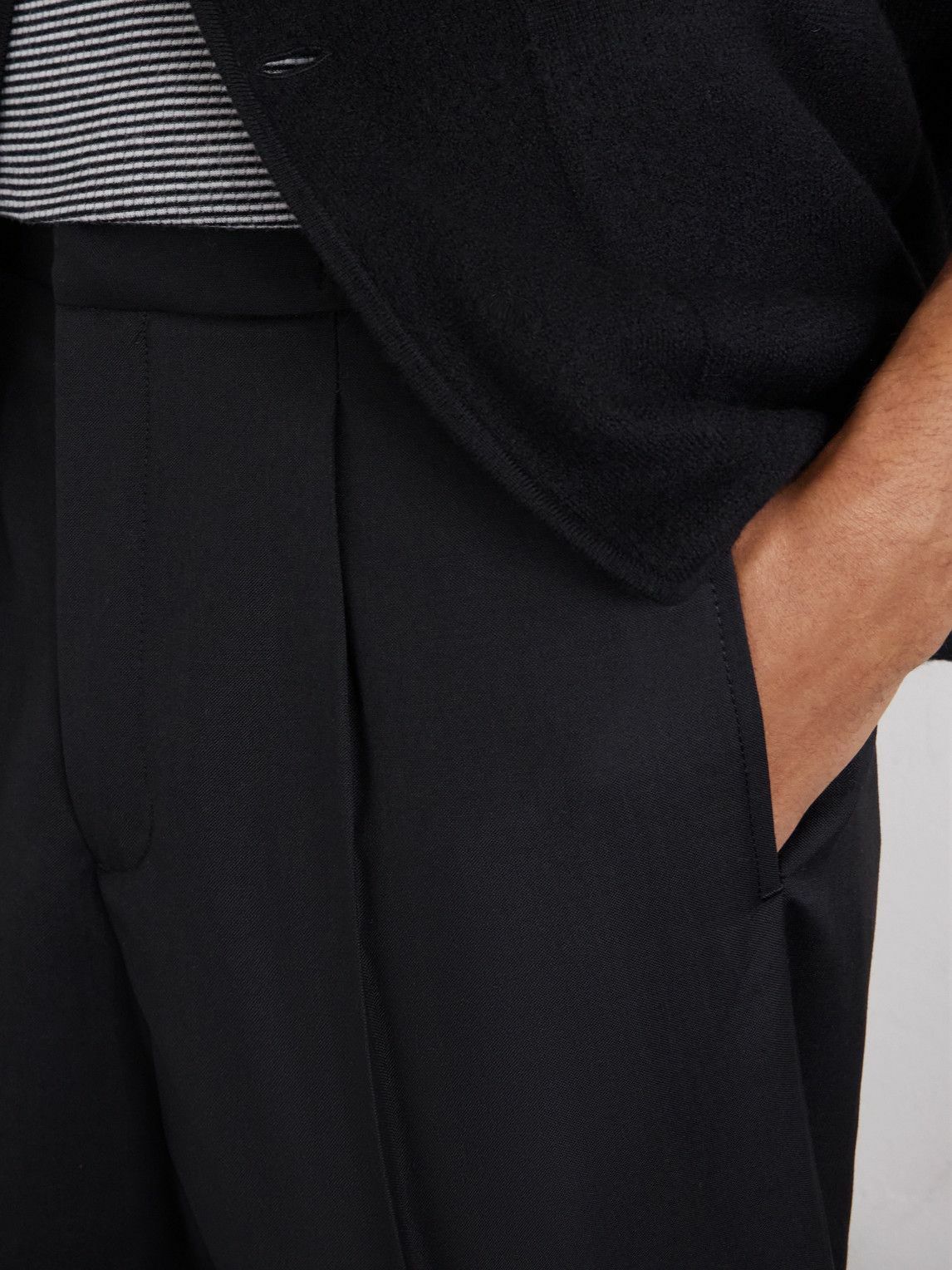 Officine Générale - Drew Tapered Pleated Wool-Twill Trousers - Black