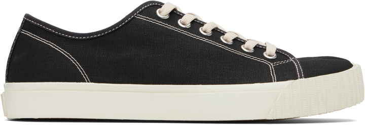 Photo: Maison Margiela Black Tabi Sneakers