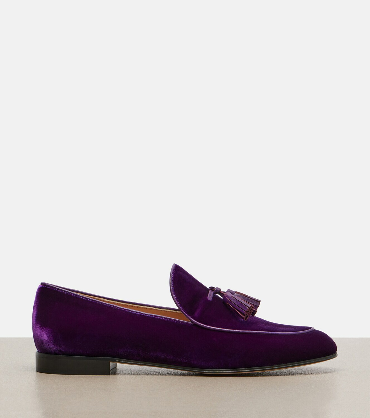 Gianvito Rossi Tasseled velvet loafers