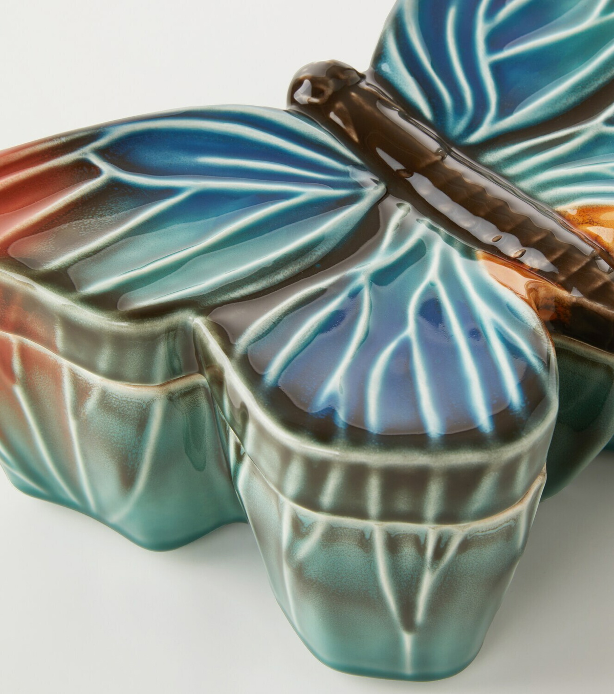 Bordallo Pinheiro Cloudy Butterflies Large box by Claudia Schiffer