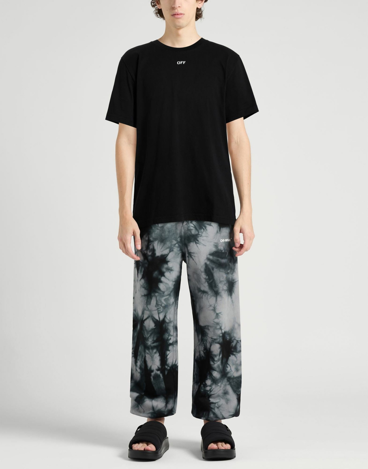 Off-white Mens T-shirt in Black