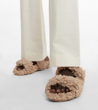 Gia Borghini - Gia 10 faux shearling slides