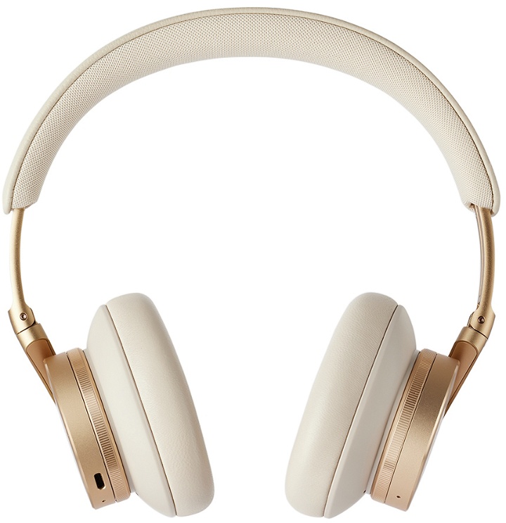 Photo: Bang & Olufsen Gold Beoplay H95 Headphones