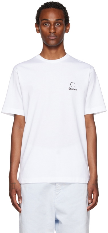 Photo: Études White Wonder T-Shirt