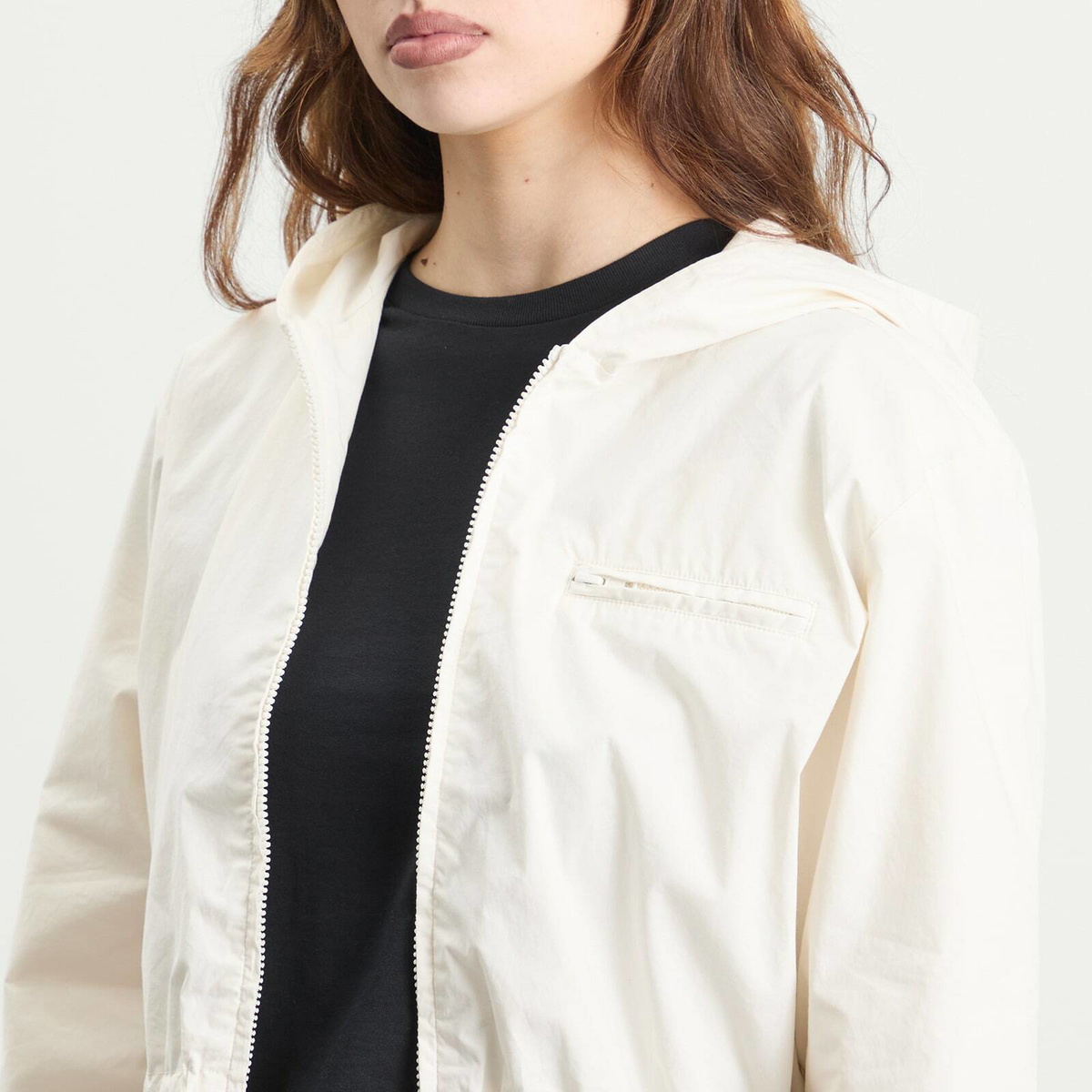 SKIMS Women's Sateen Crop Zip Up Jacket in Egret