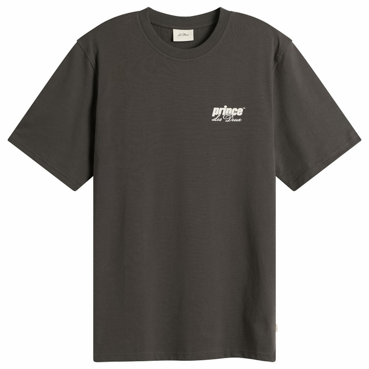 Photo: Les Deux Men's Prince LD T-shirt in Raven Grey