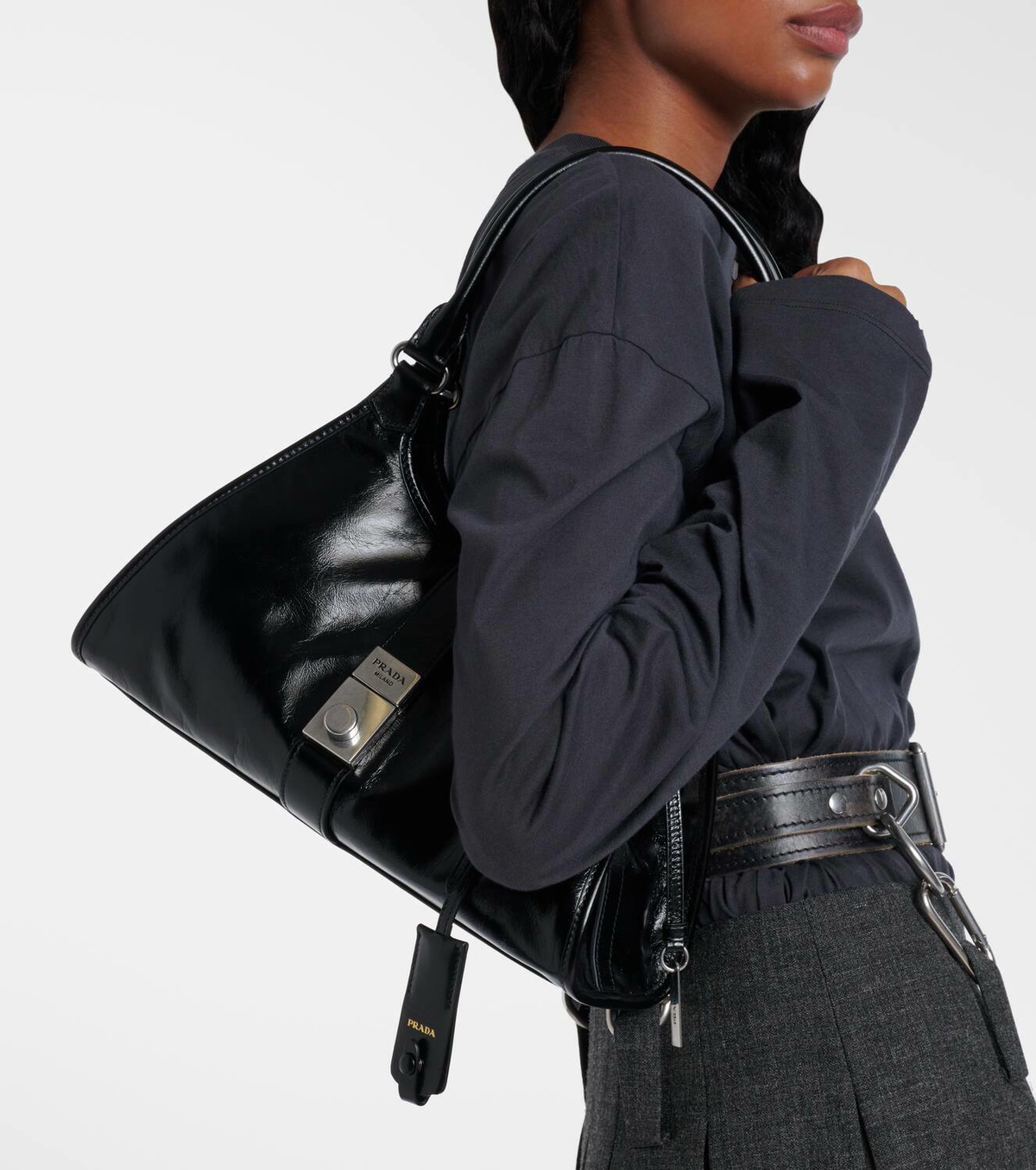 【PRADA】MEDIUM LEATHER SHOULDER BAG Black Prada Darling medium leather shoulder bag | PRADA