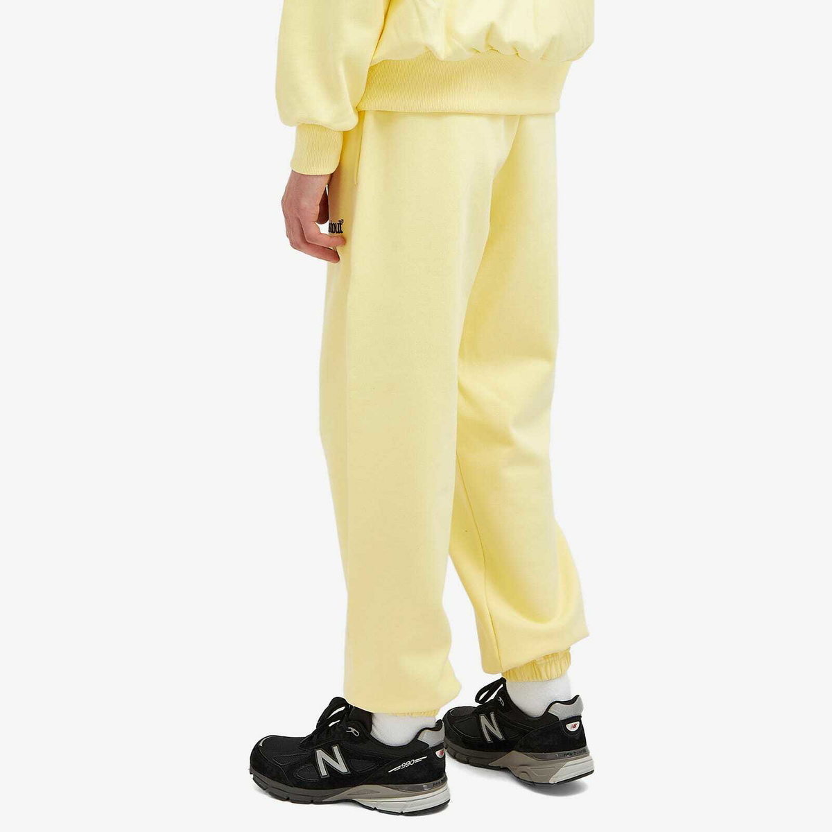 Late Checkout Men's LC Logo Sweat Pants in Yellow