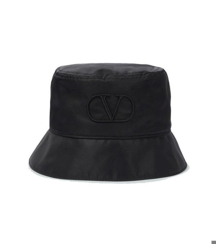 Photo: Valentino Garavani VLogo bucket hat