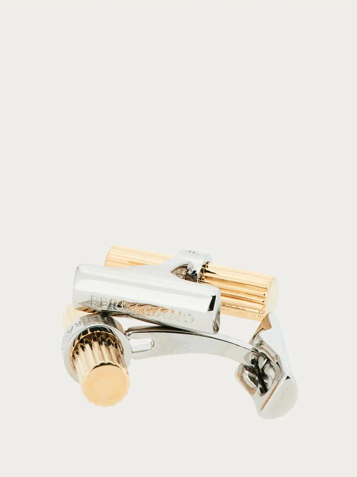 Ferragamo Mens Branded cufflinks in Gold