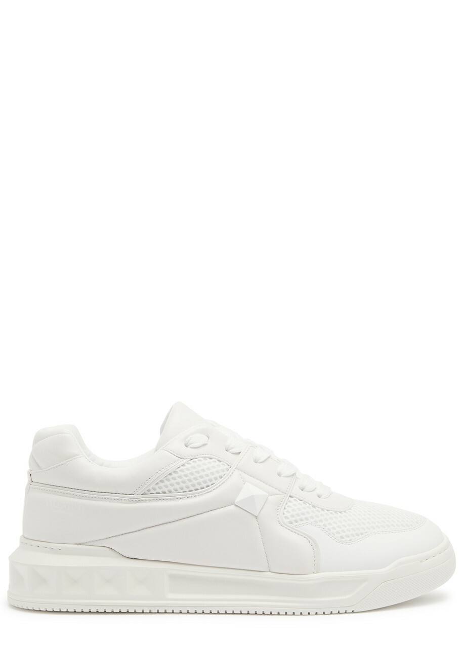 Valentino One Stud Quilted Leather Sneakers White And Black