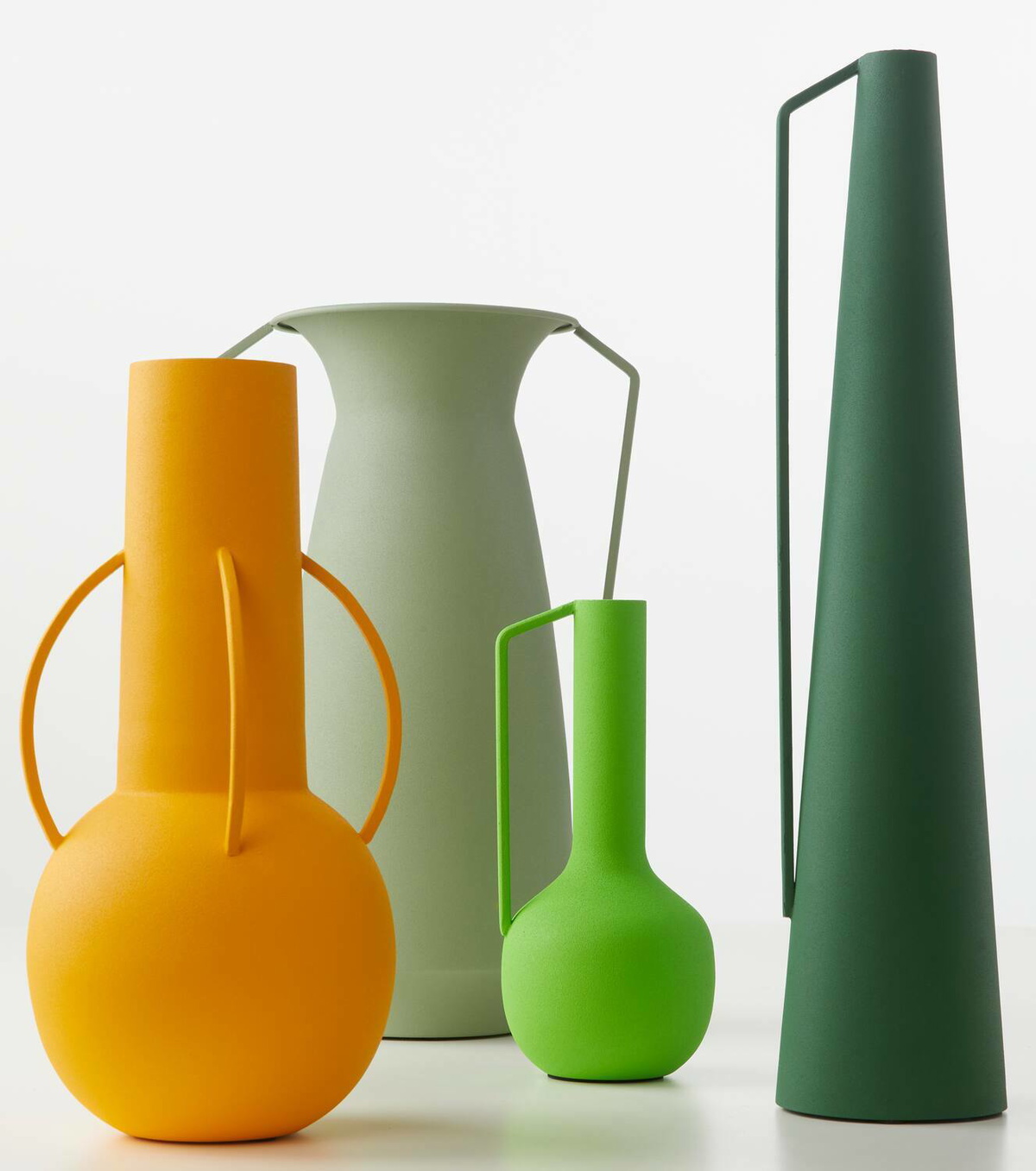 Polspotten Roman set of 4 vases